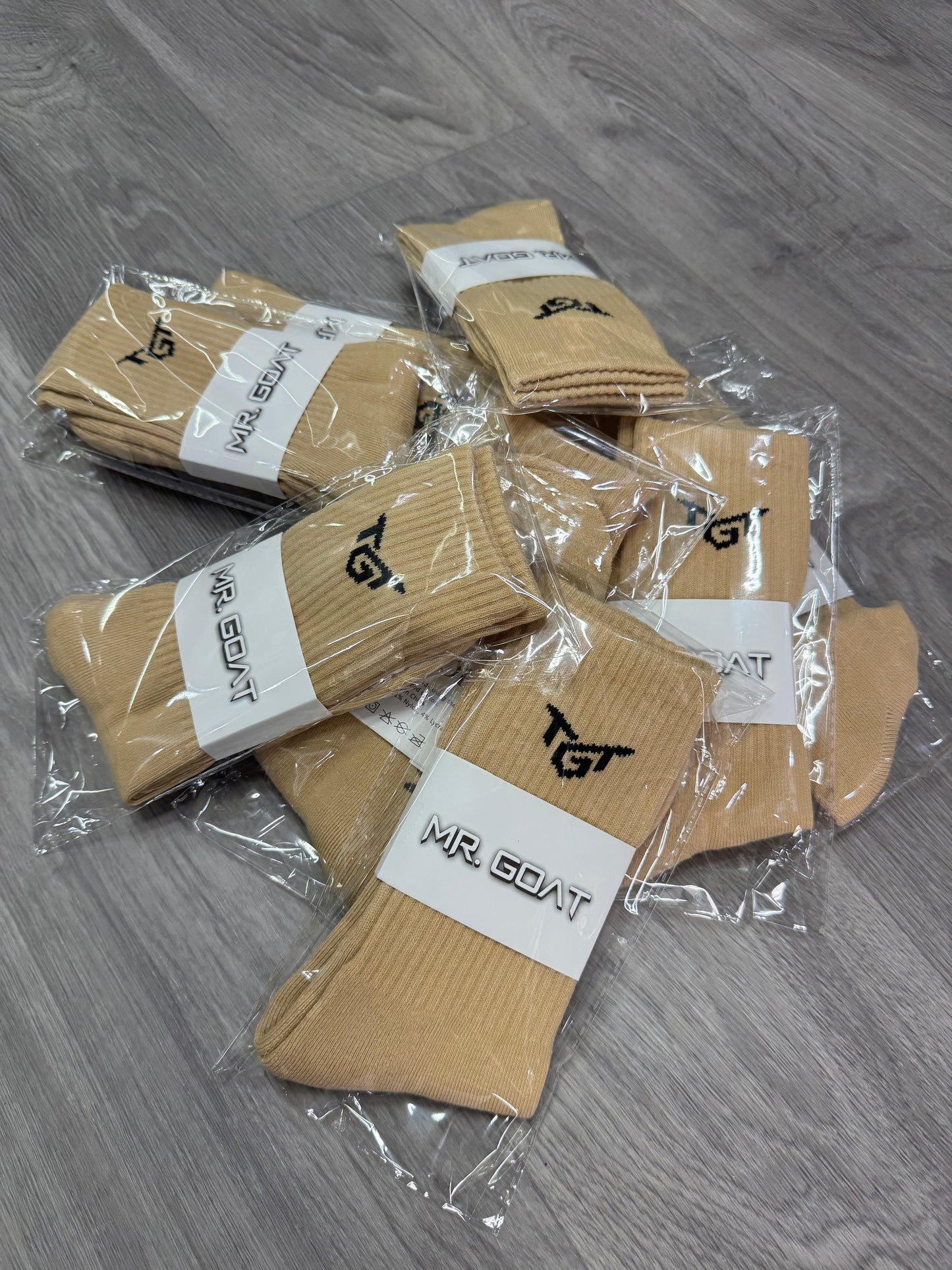 MR.GOAT SOCKS (BEIGE) 3pack
