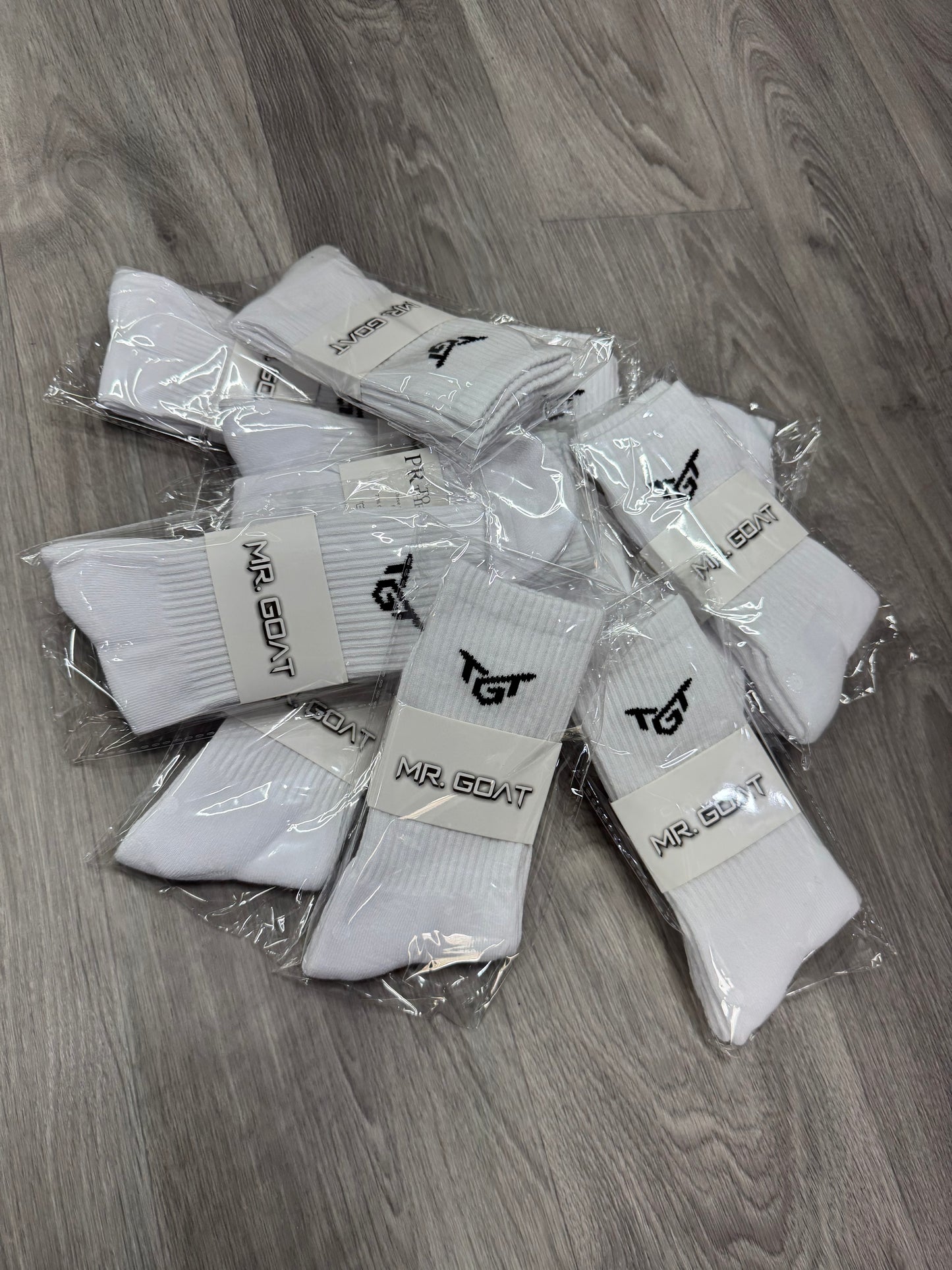 MR.GOAT SOCKS (WHITE) 3pack